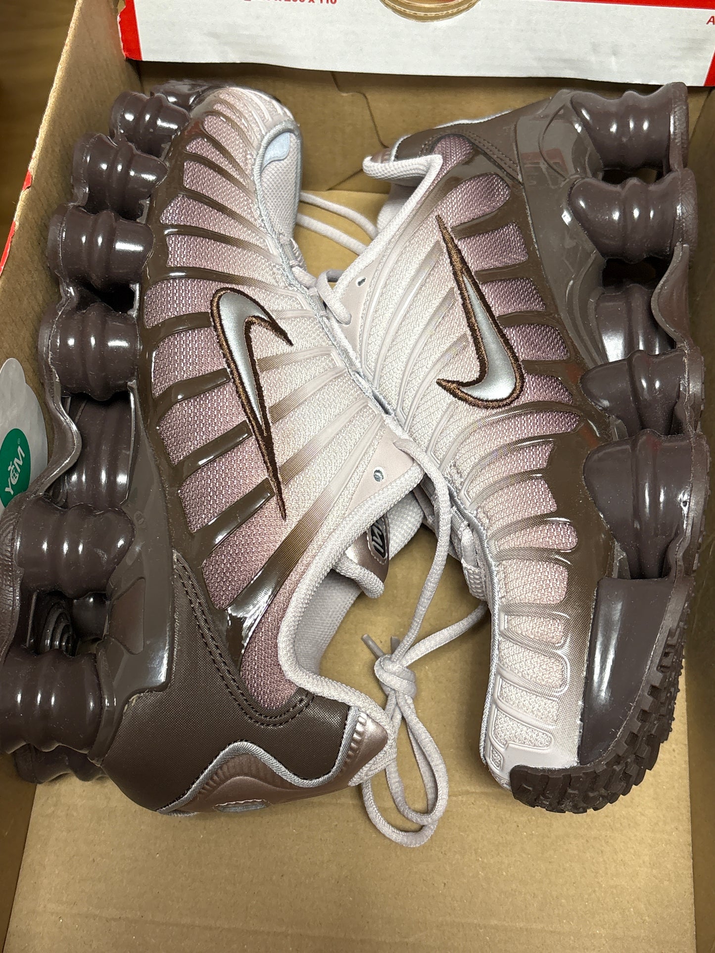 Nike Shox TL in braun/weiß, Größe 36
