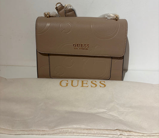 Guess Umhängetasche Knowlton in Taupe