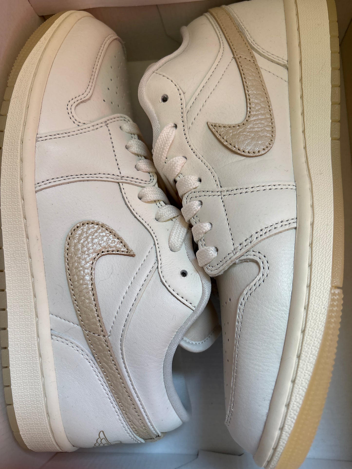 Nike Air Jordan 1 low, Größe 42