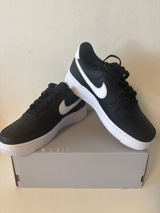 Nike Air Force 1 in schwarz/weiss, Größe wählbar