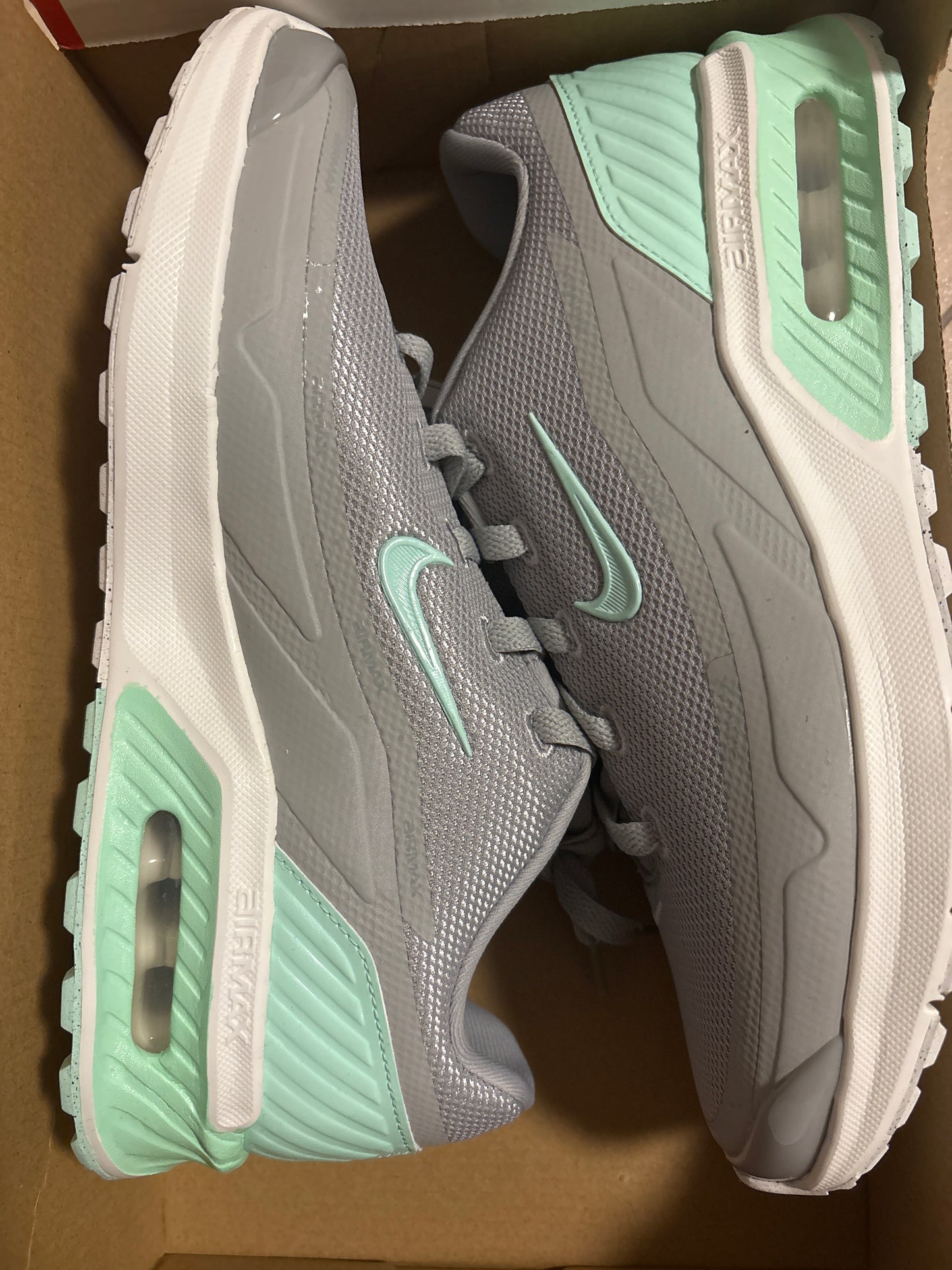 Nike Air Max Bia in silber/türkis, Größe 38