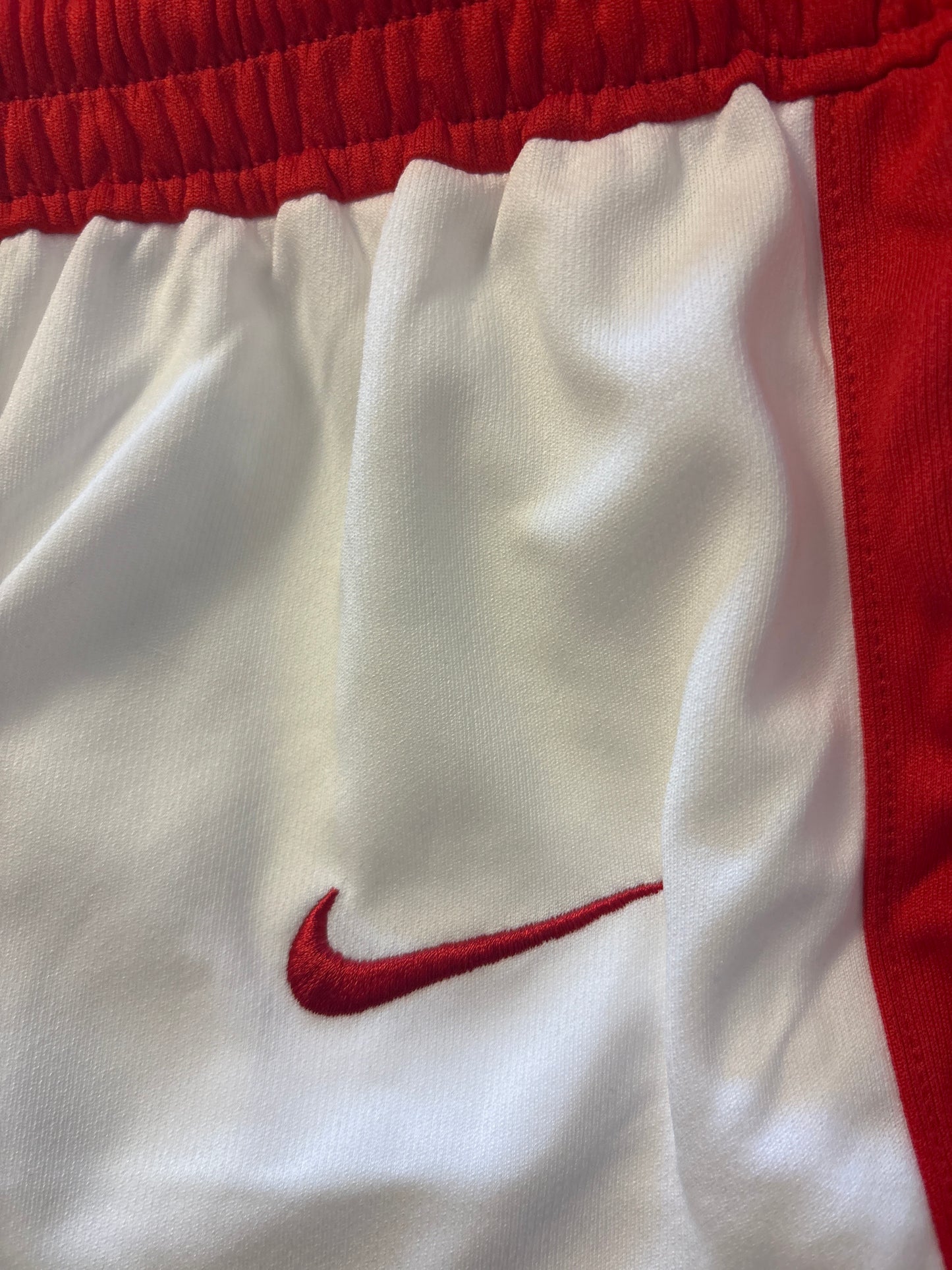 Nike kurze Basketball Hose,weiss/rot, Größe wählbar