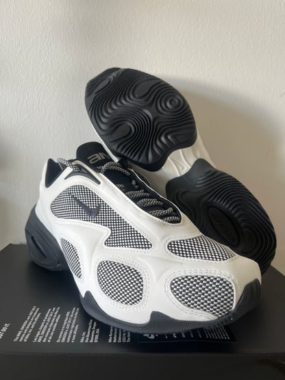 Nike Air Max Muse in weiß/schwarz, Größe 42