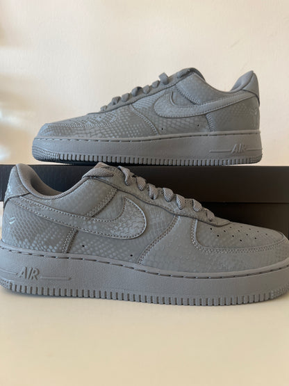 Nike Air Force 1 x Kobe in grau „Mamba Forever“, Größe wählbar