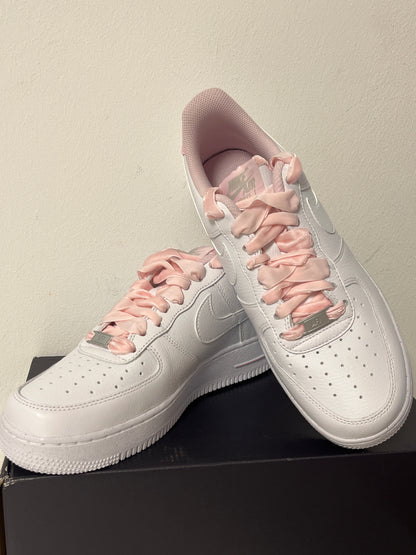 Nike Air Force 1 ´07 Vintage in weiß/rosa, Größe 42