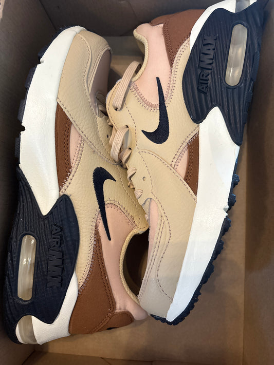 Nike Air Max Excee in schwarz/braun/beige, Größe wählbar