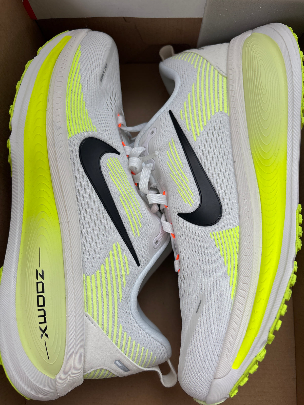 Nike Vomero 18, Größe 40,5