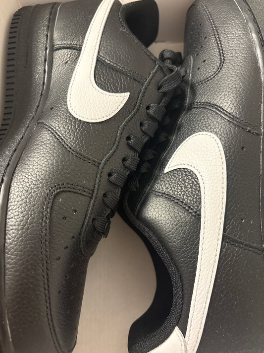 Nike Air Force 1 Gr. 42 schwarz/weiss
