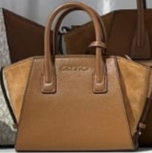 Michael Kors Avril klein Tasche in hellbraun