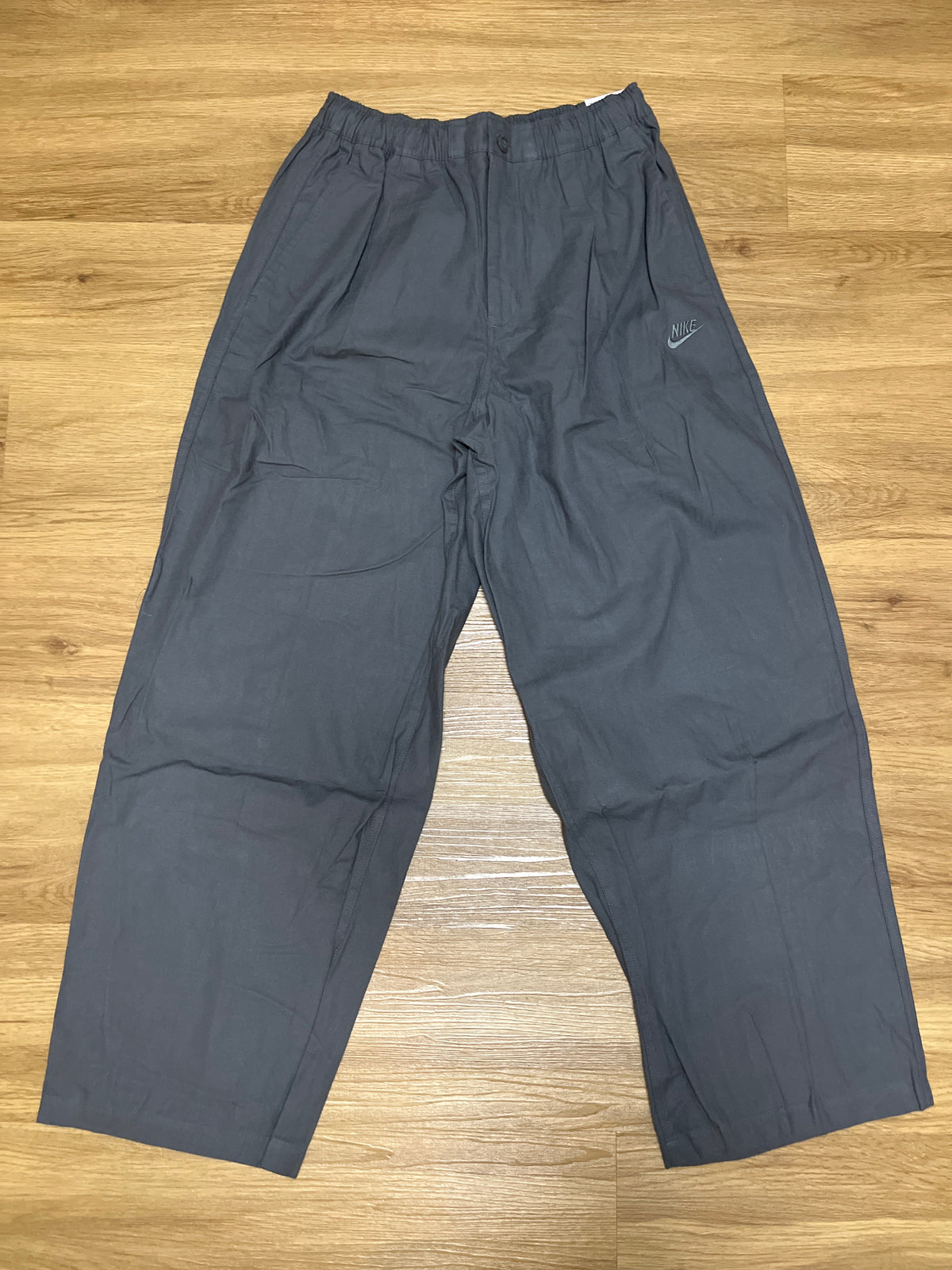 Nike Hose in dunkelgrau, Größe wählbar