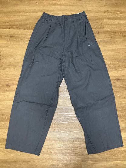 Nike Hose in dunkelgrau, Größe wählbar