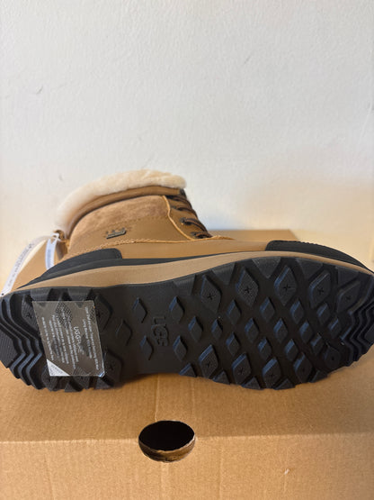 Ugg Adirondack Boot III, braun/plüsch, Größe wählbar