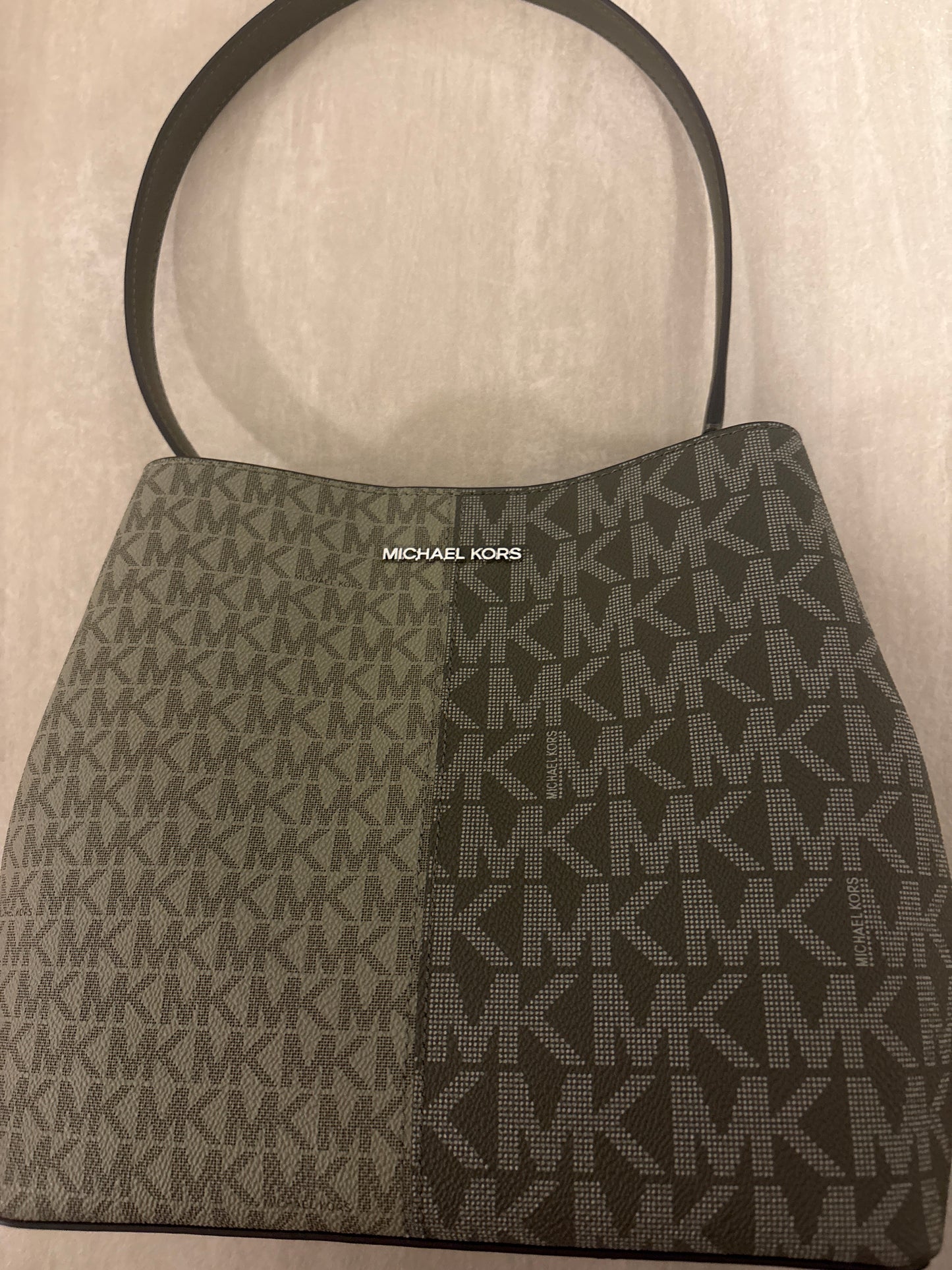 Michael Kors Pratt, olivegrün multi
