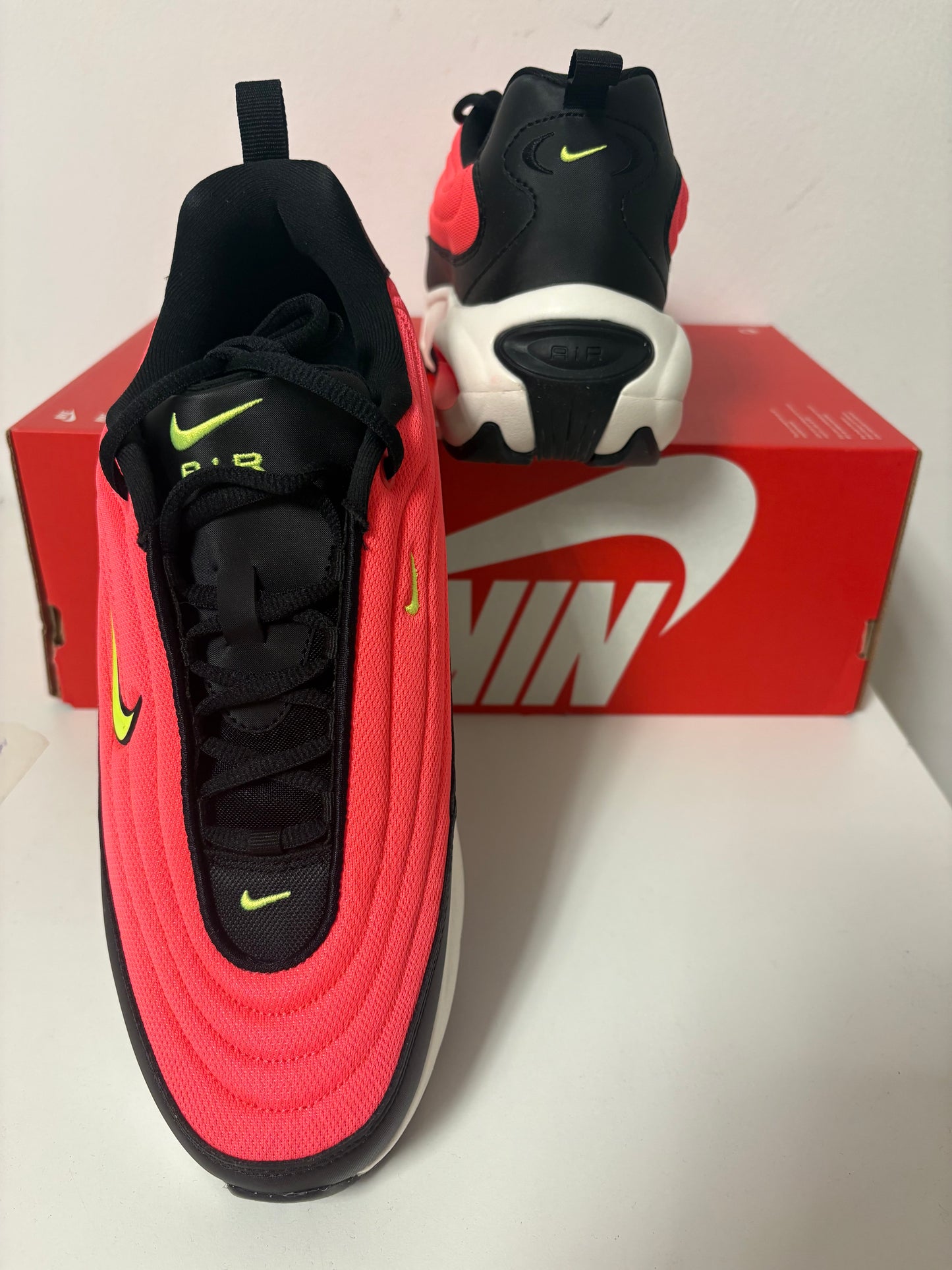 Nike Air Max Portal in pink , Gr. Wählbar