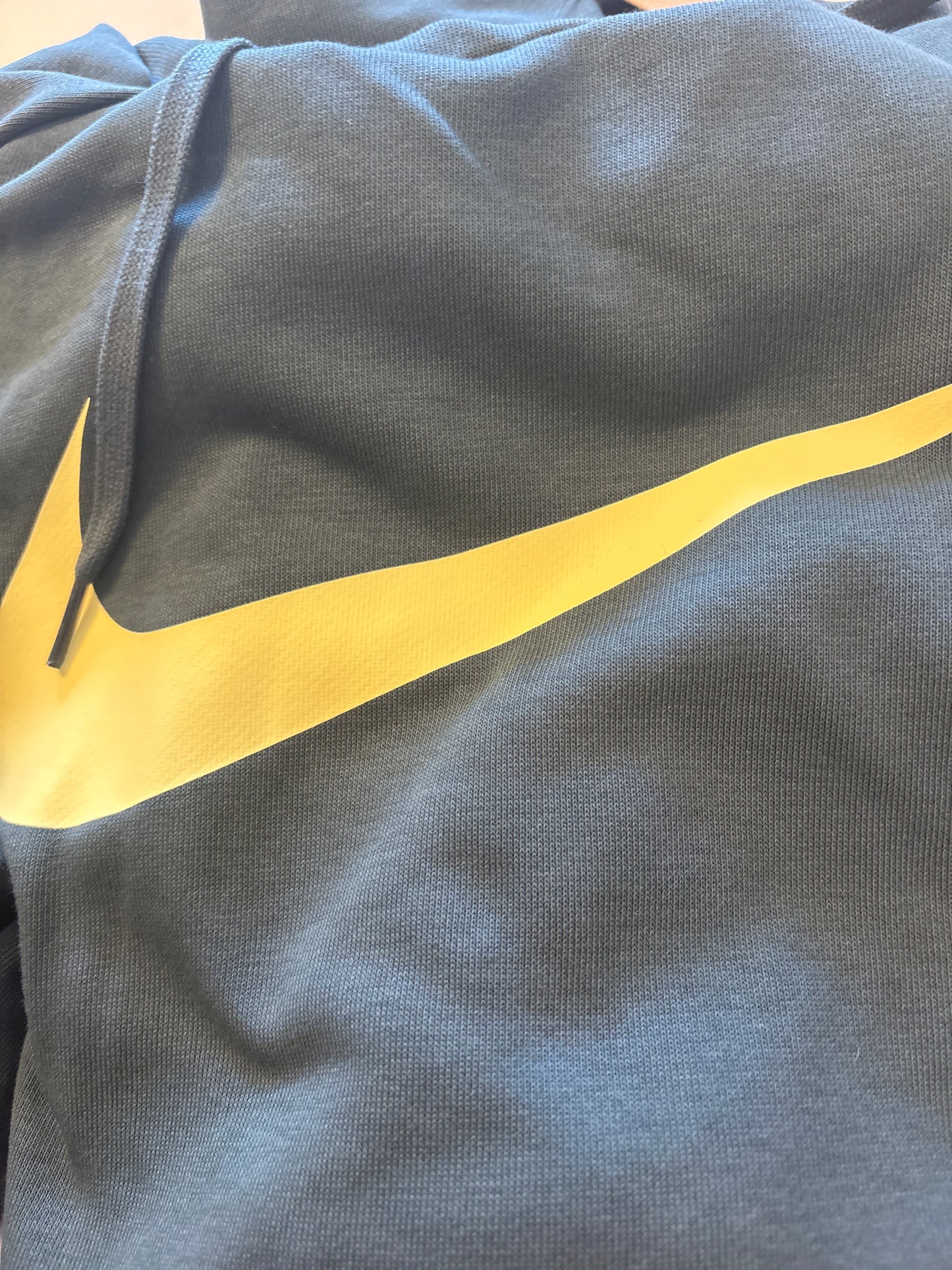 Nike Hoodie Größe wählbar in dunkelgrün/hell