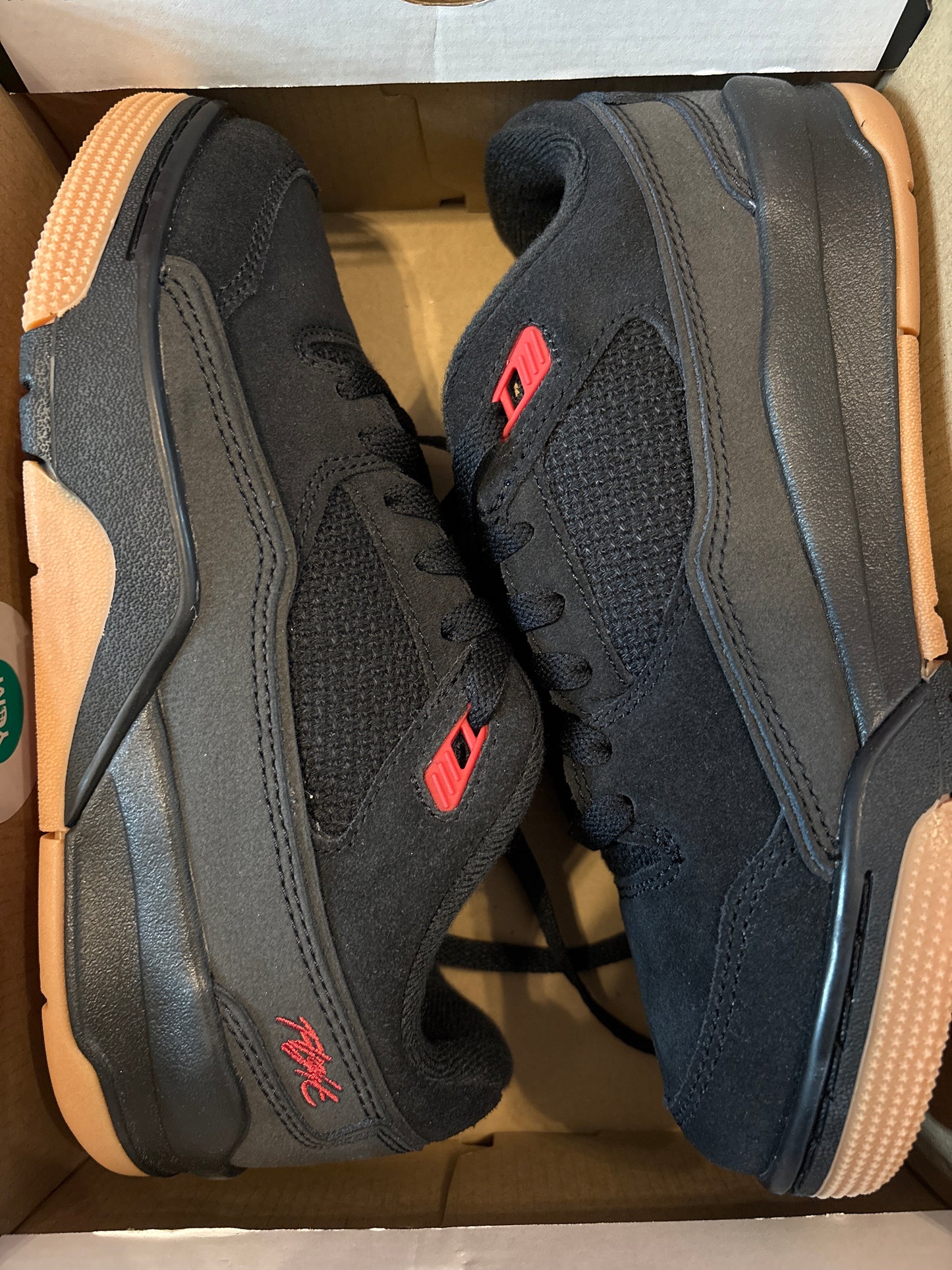 Nike Jordan Flight Court in schwarz/rot/braun, Größe 37,5