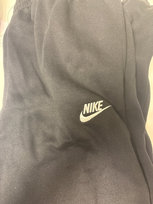 Nike Jogginghose in schwarz, Größe M