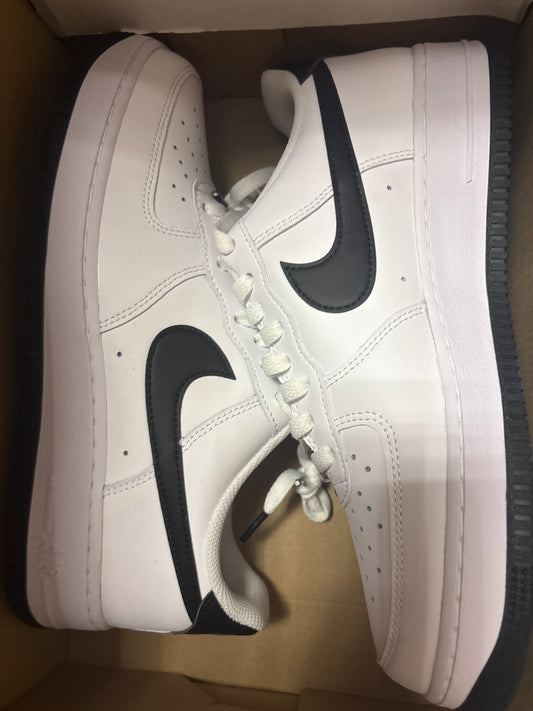 Nike Air Force 1 weiss/schwarz, Größe wählbar