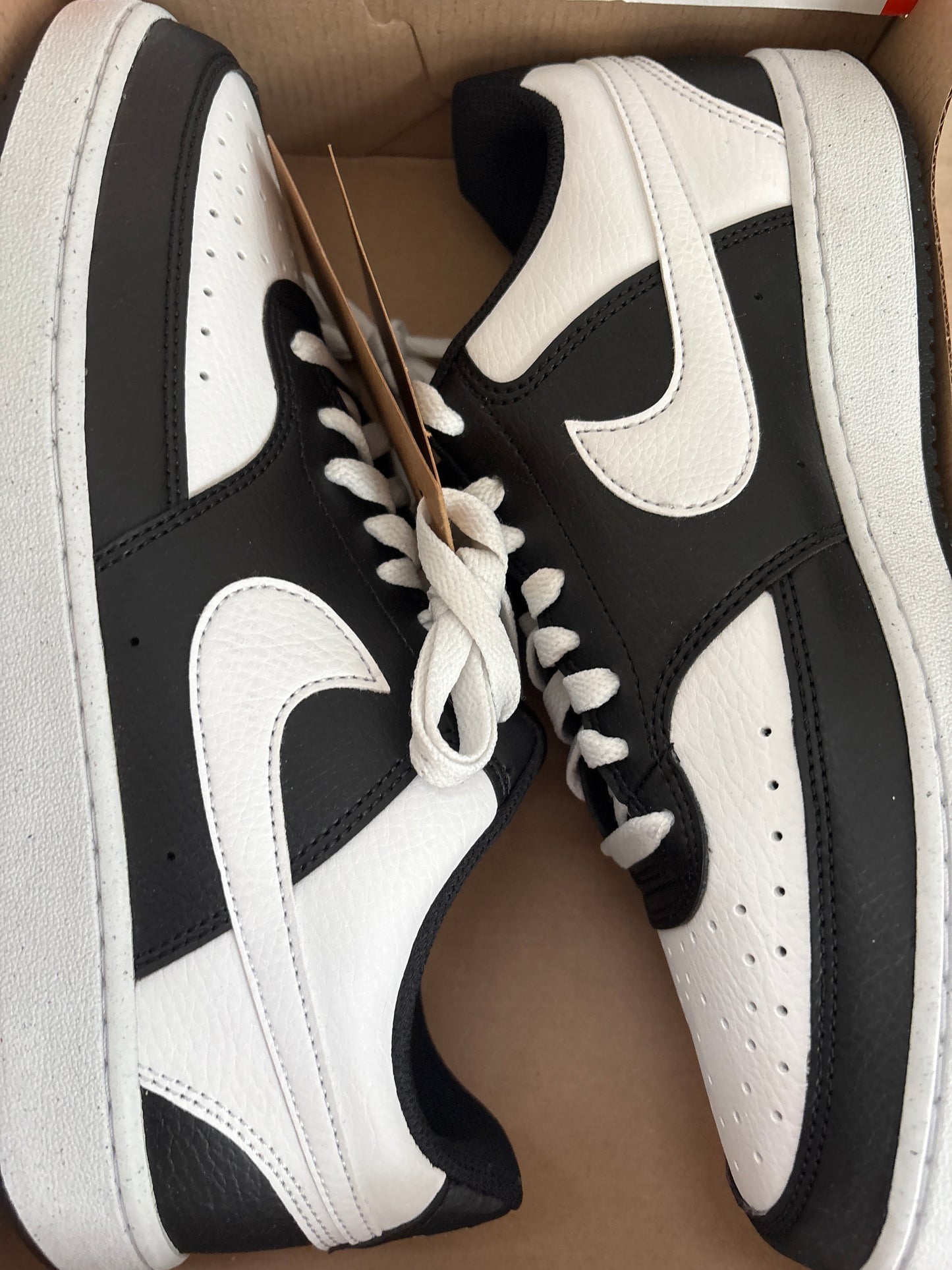 Nike Court Vision low, Gr. 42,5 in weiss/schwarz