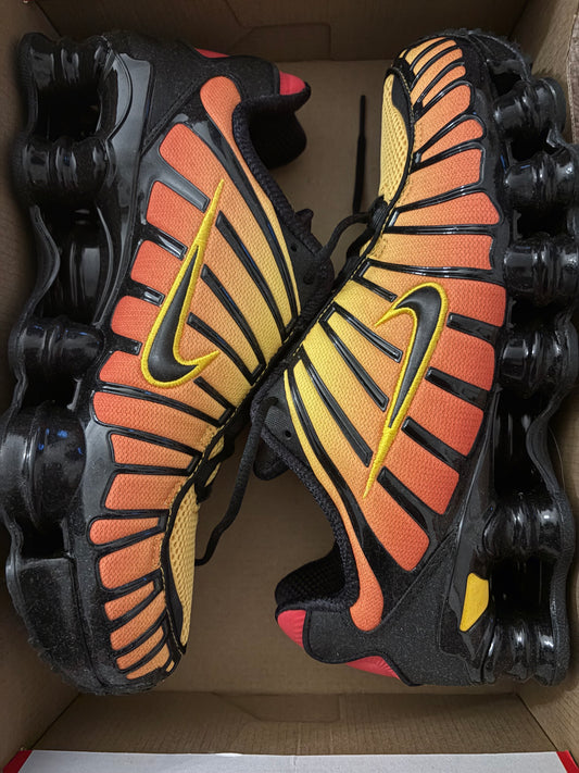 Nike Shox TL in schwarz/gelb/orange, Größe 41