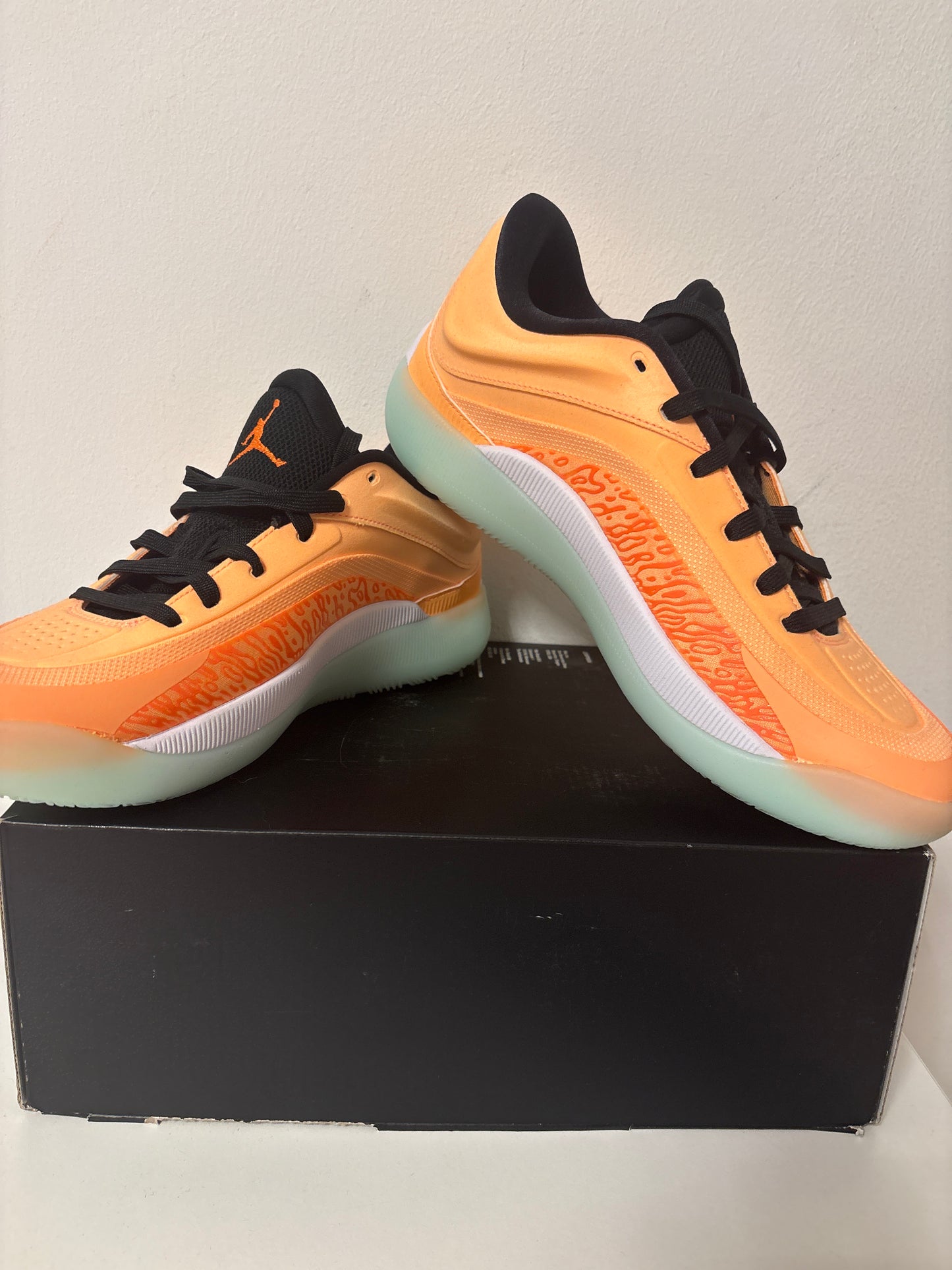 Jordan Zion 4, orange in Größe wählbar
