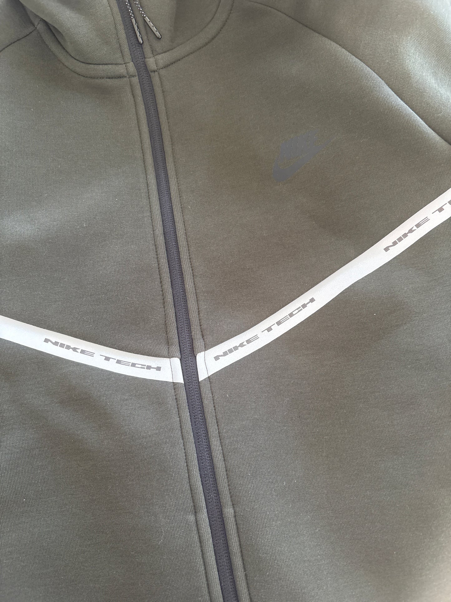Nike Techfit Jacke dunkelgrün, Größe wählbar