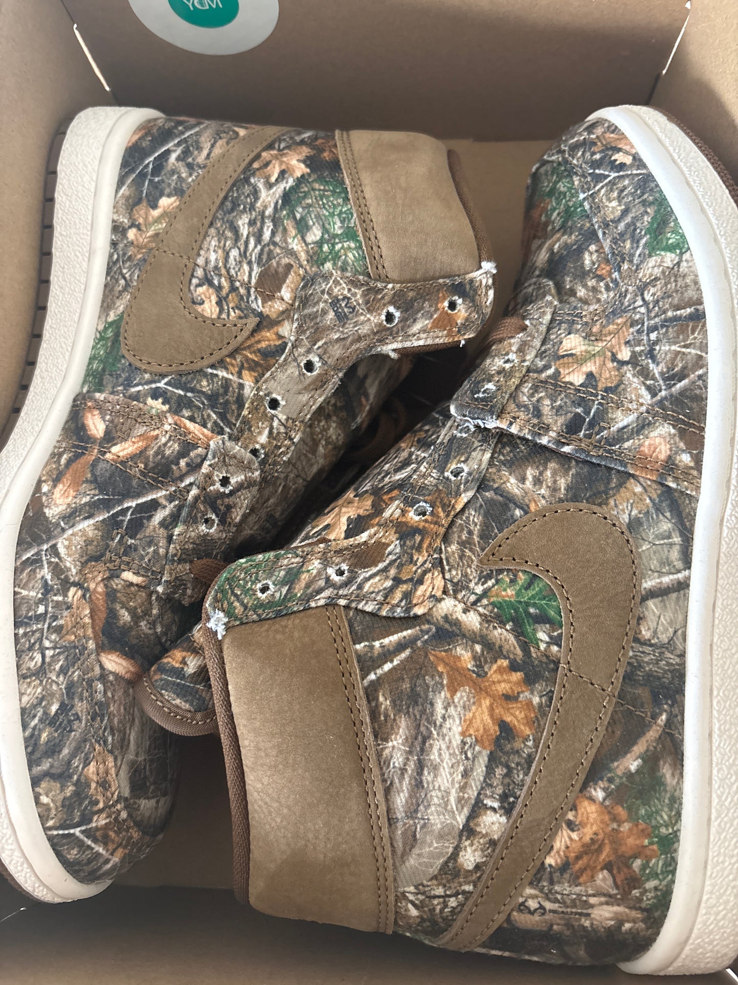 Air Jordan 1 MID, braun/Muster, Größe 38,5