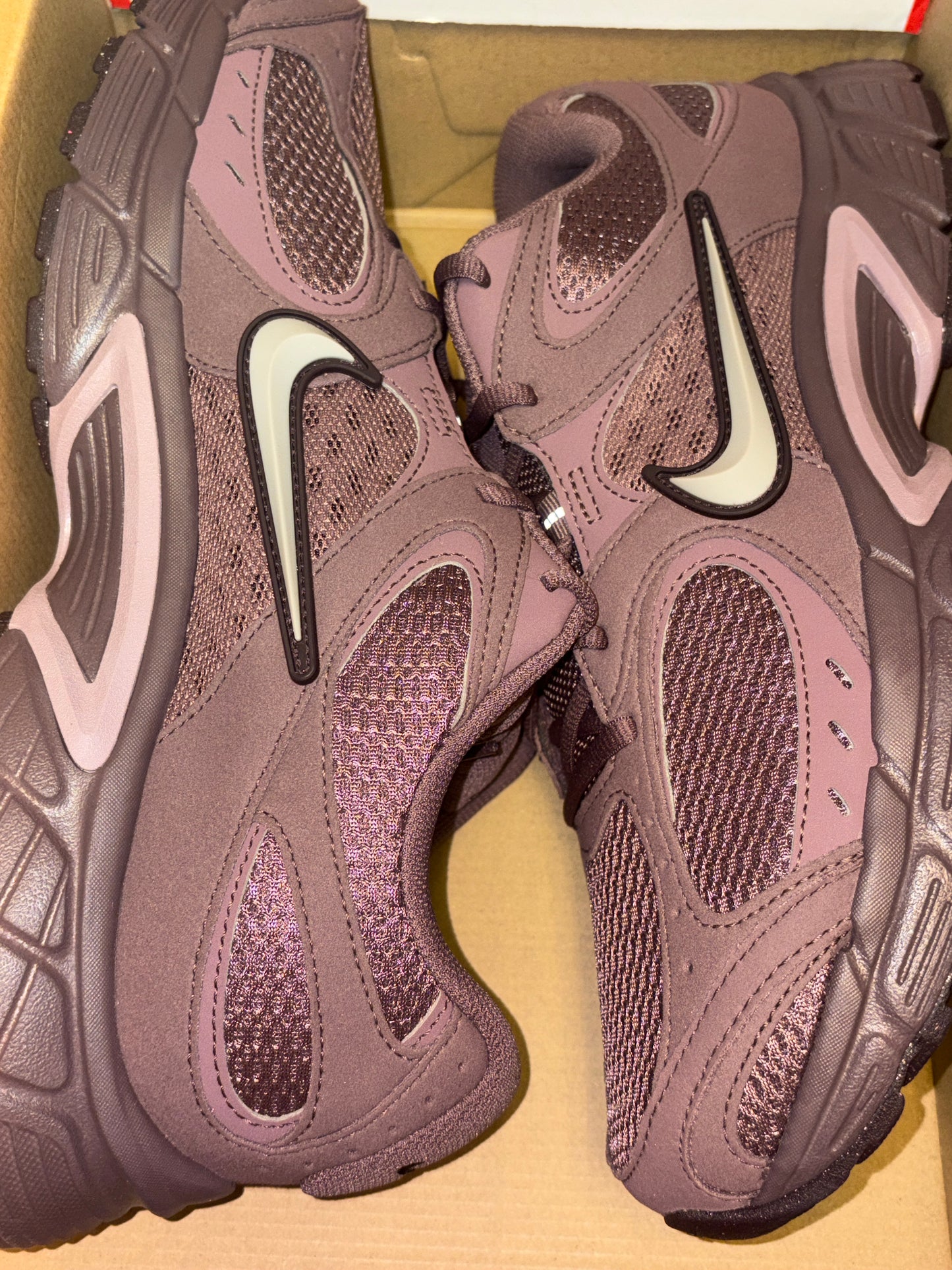 Nike V5 RNR in Bordeaux, Größe 47,5