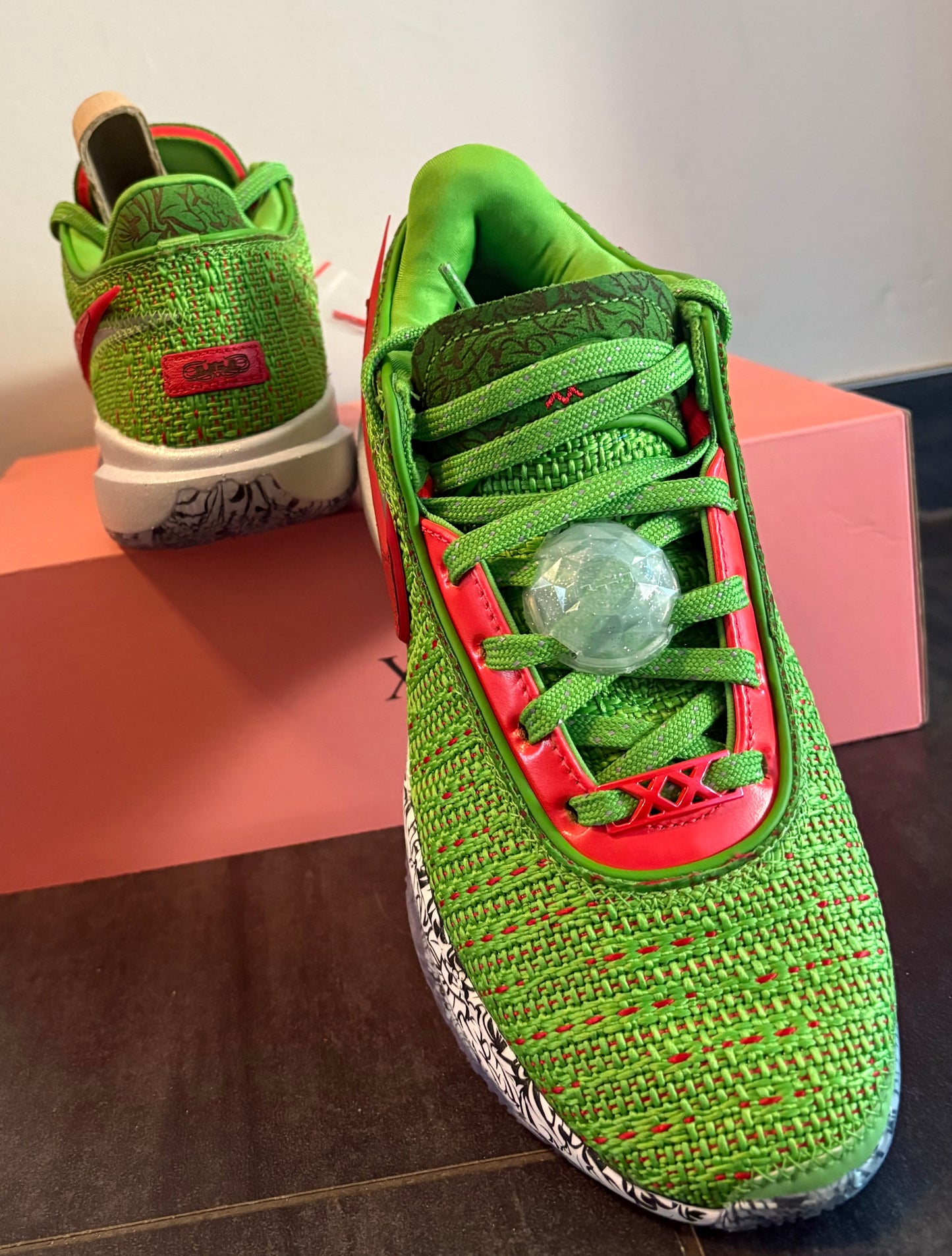 Nike Lebron XX, in grün/rot/silber, Größe wählbar
