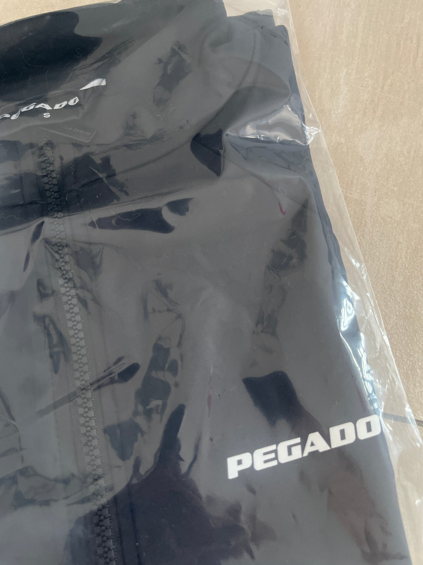 Pegador Tale ZIP Longsleeve in schwarz, Größe S