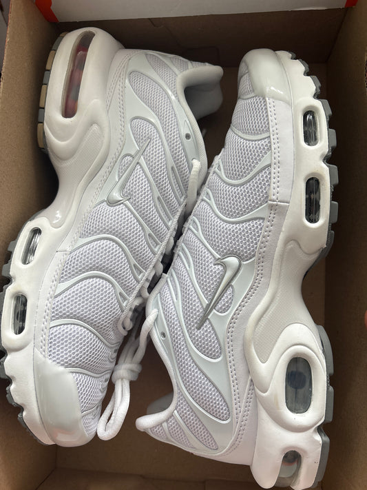 Nike Air Max Plus TN in weiss, Gr. 44,5