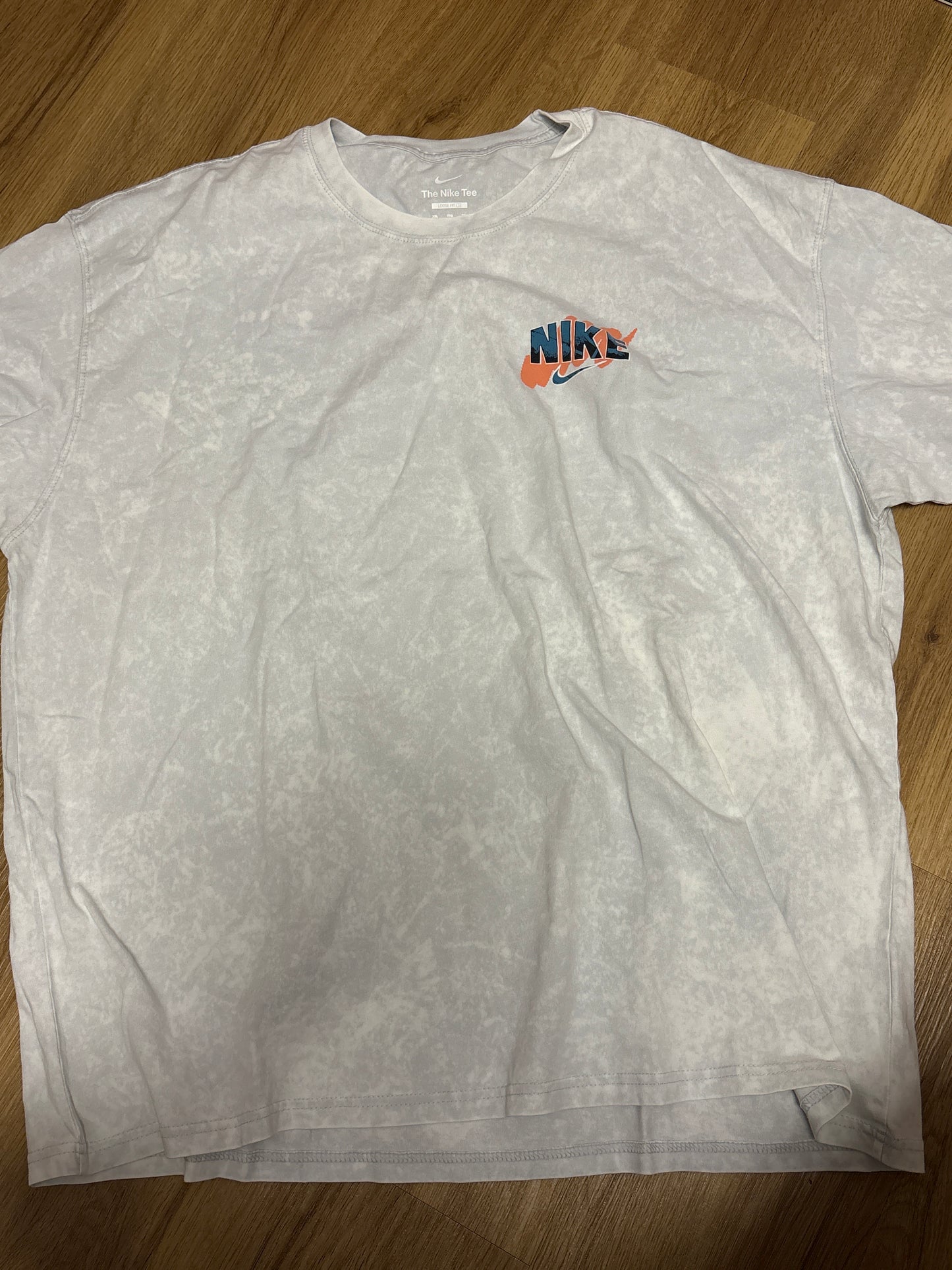 Nike Tshirt grau (verwaschen) mit bunten Print, Größe XXL