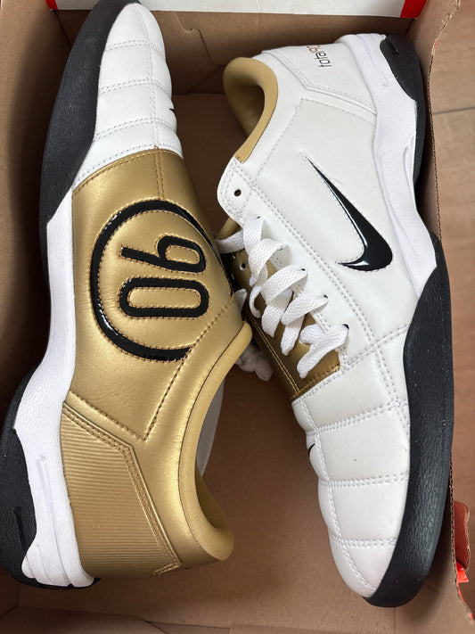 Nike T90 , Größe 43 in weiss/gold