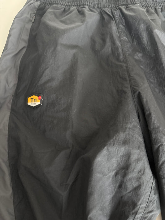 Nike Jogginghose TN in schwarz, Größe wählbar