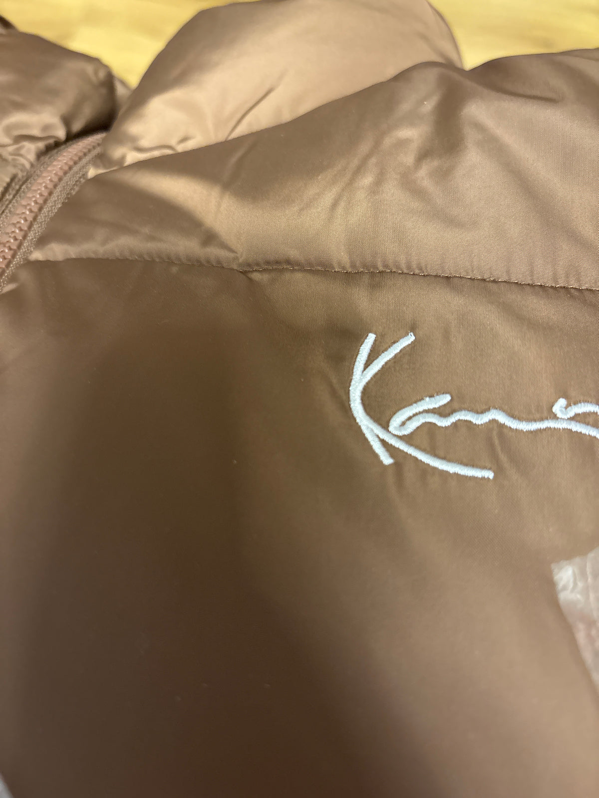 Karl Kani Winterjacke in braun, Größe L