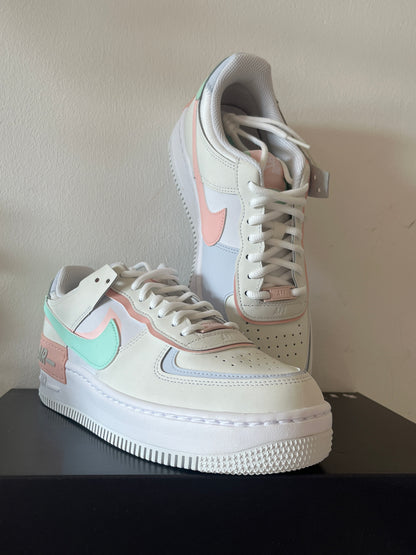 Nike Air Force 1 Shadow in weiß/beige/rosa/lila/türkis, Größe 41