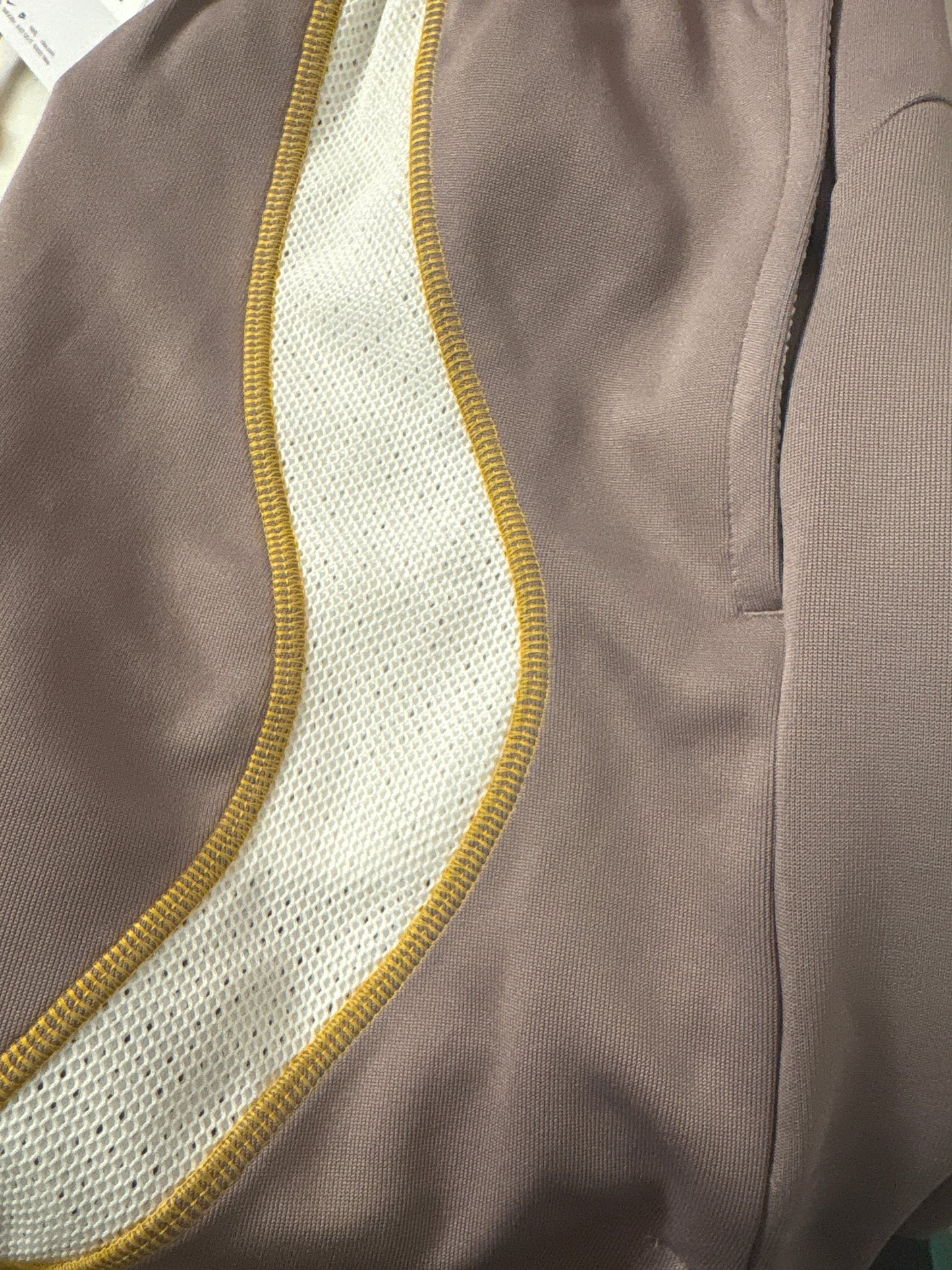 Nike kurze Hose, Flieder/weiss, Größe wählbar