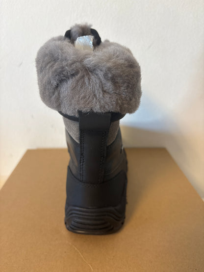 Ugg Adirondack Boot II, schwarz/plüsch, Größe wählbar