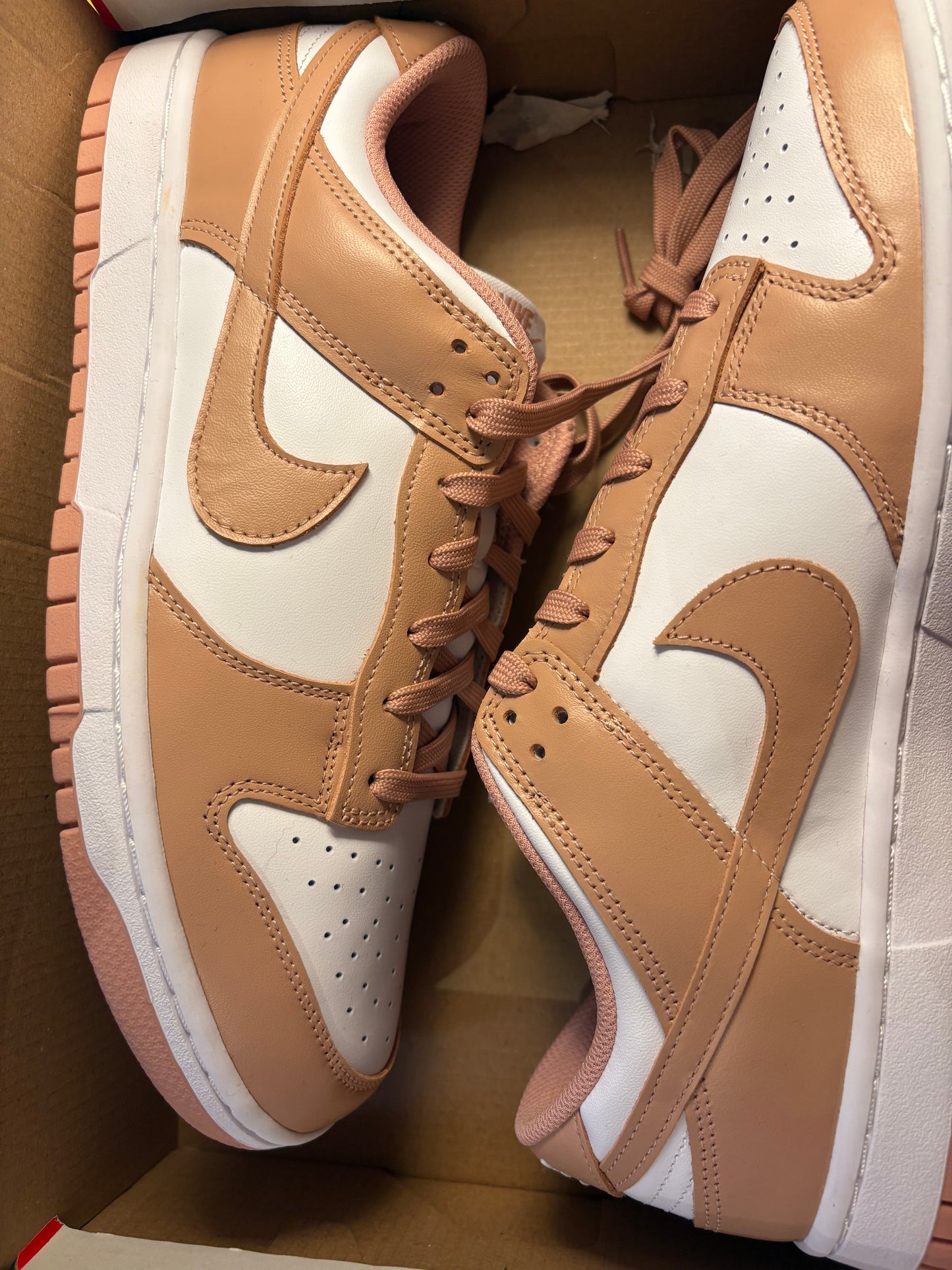 Nike Dunk low weiss/hellbraun, Größe 44,5