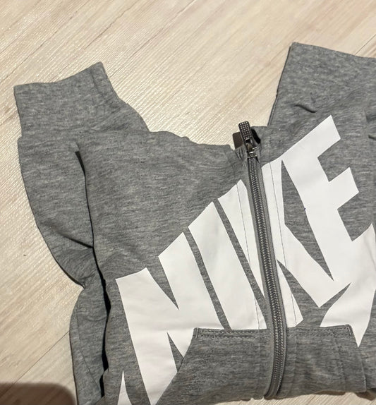 Nike Strampler für Neugeborene, Größe wählbar in grau