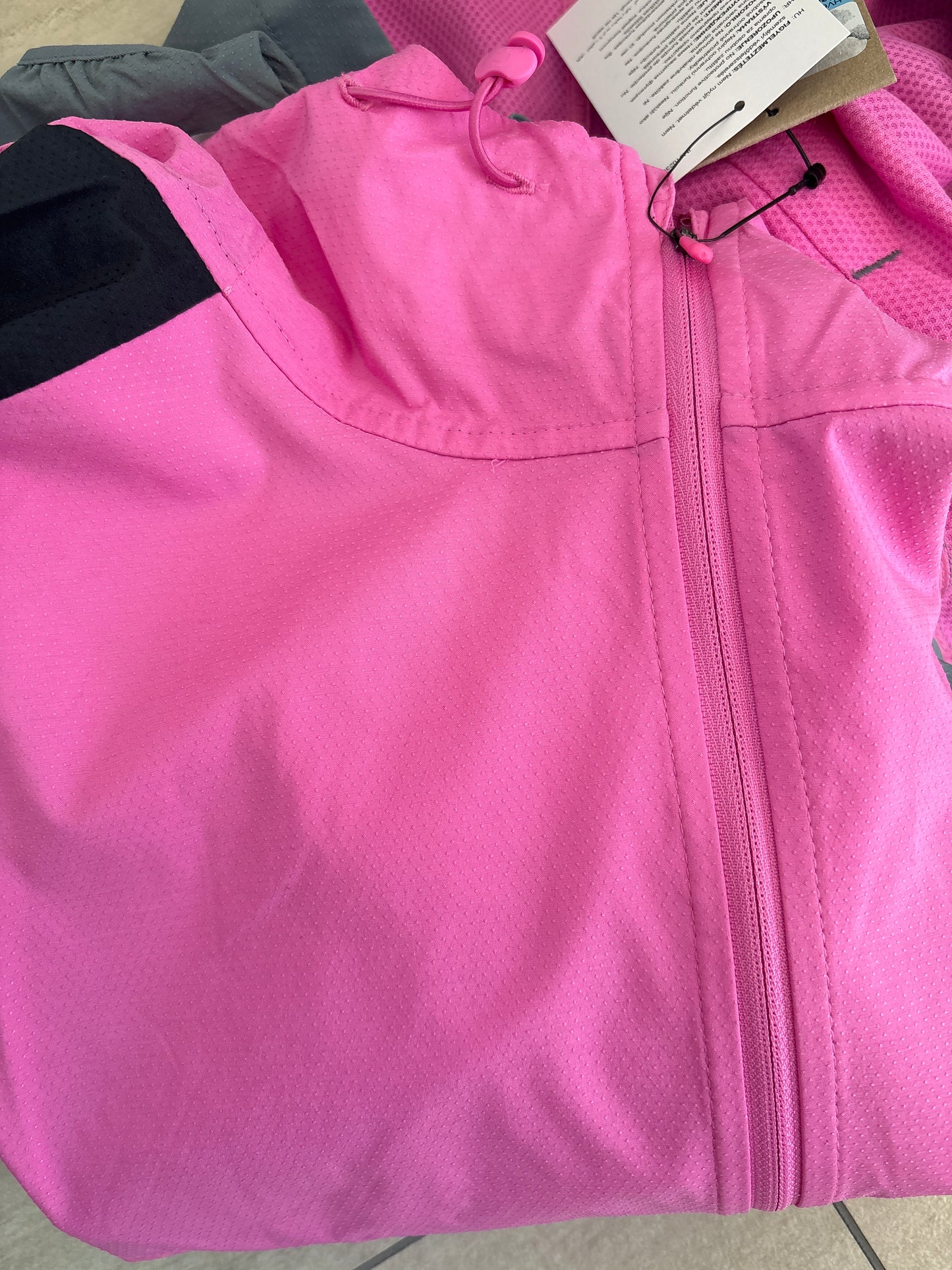 Nike Windbreaker in rosa/grau. Größe wählbar