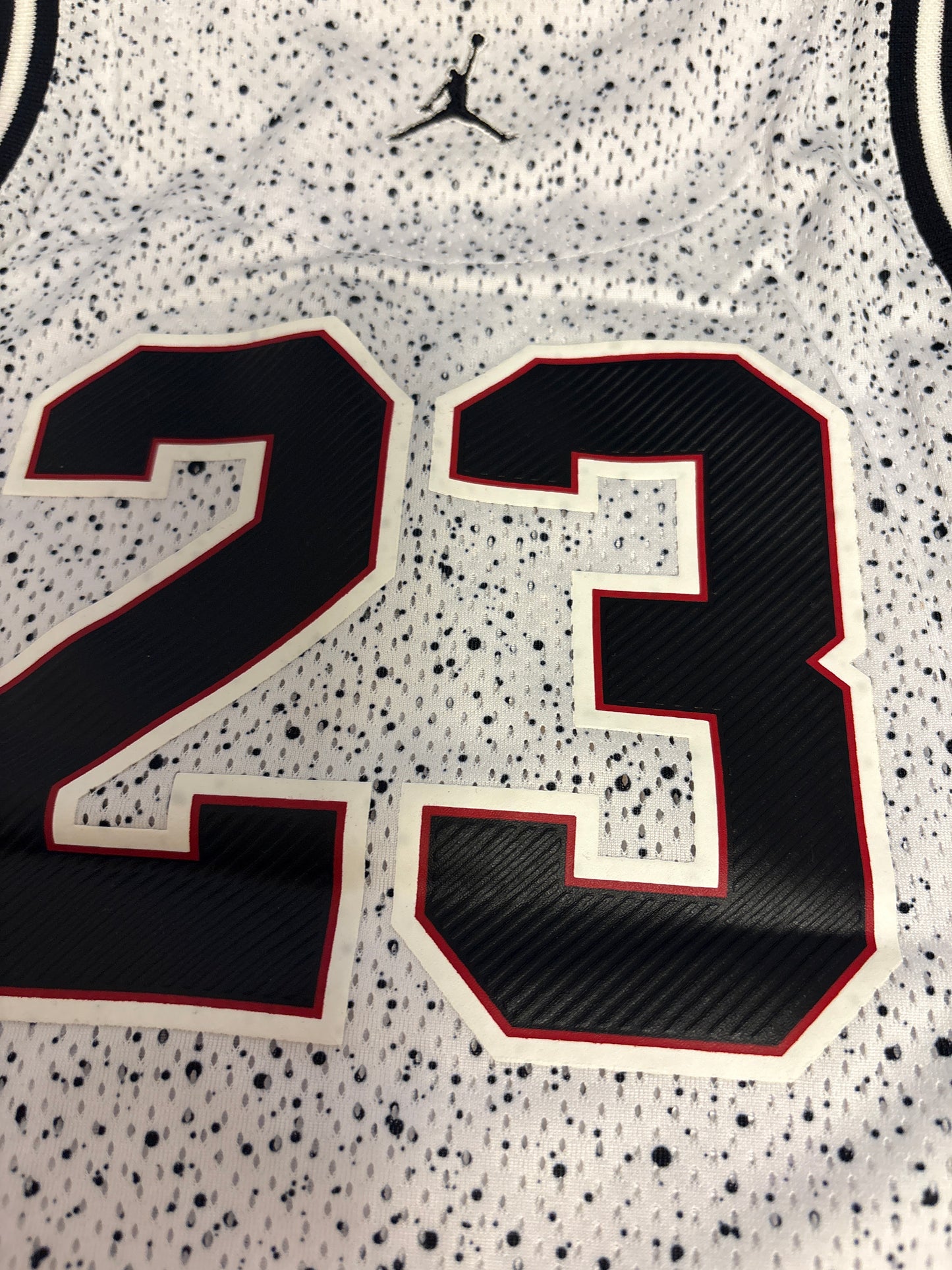 Nike Jordan Trikot, Größe Kinder M in weiss/schwarz Punkte