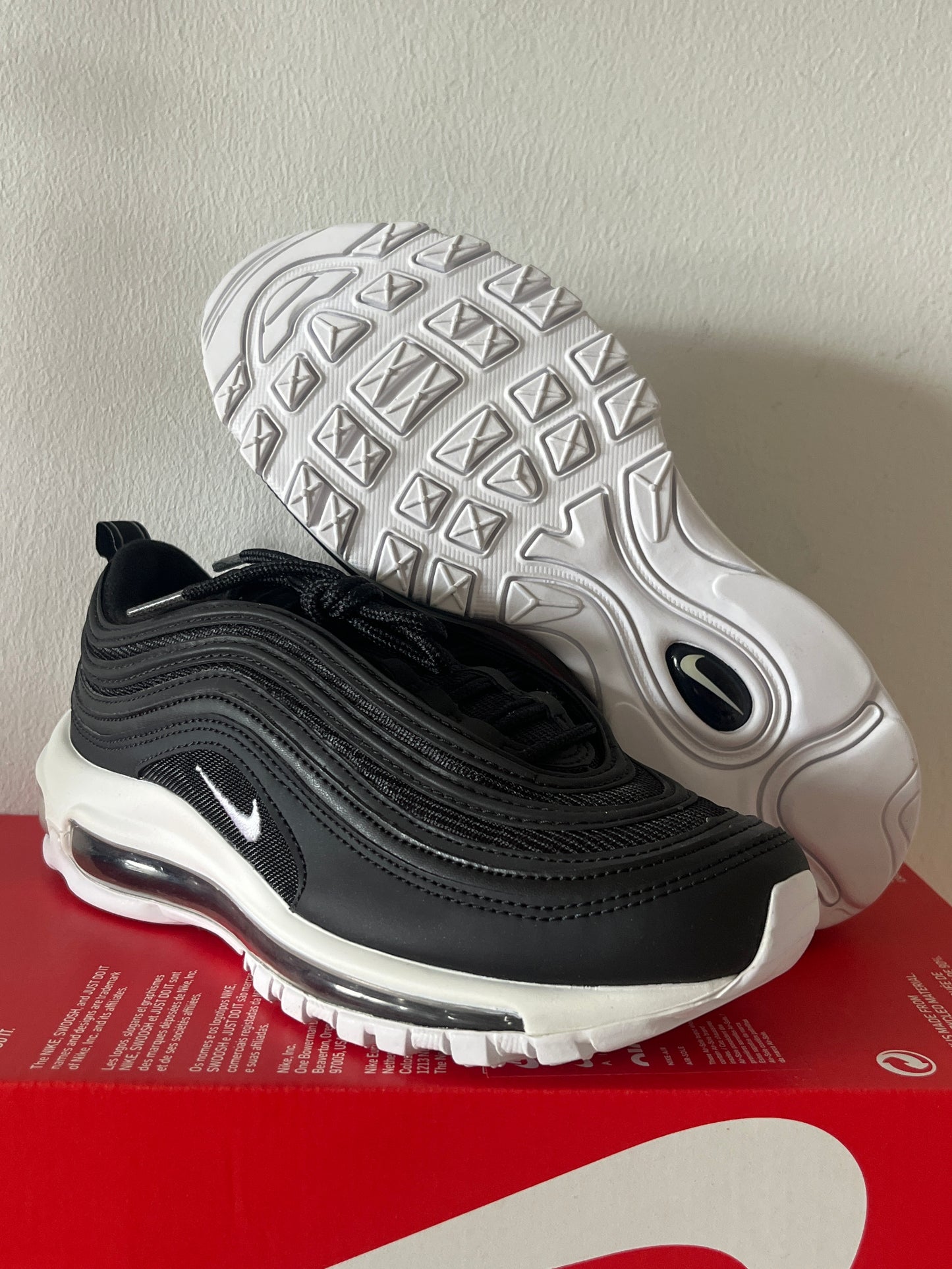 Nike Air Max 97 in schwarz/weiss Größe 38
