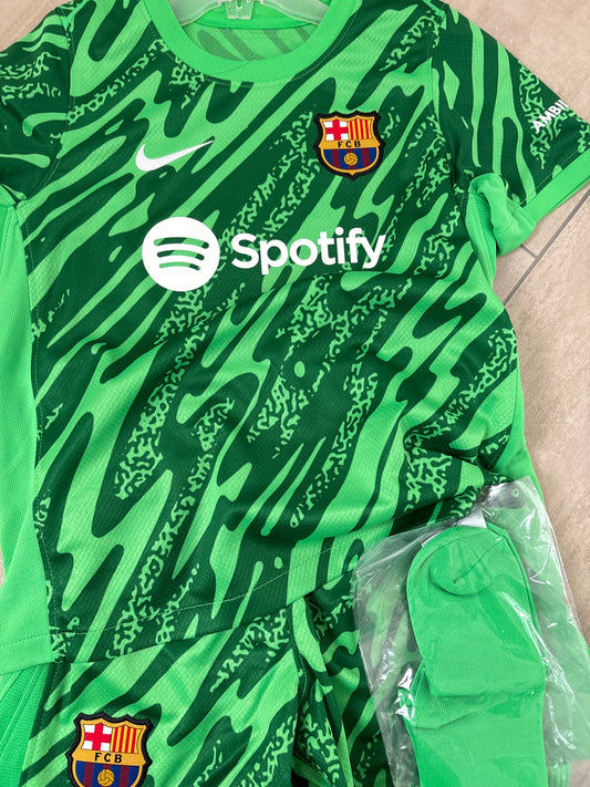 Nike Baby/Kinder Trikotsatz FC Barcelona Größe wählbar in gelb