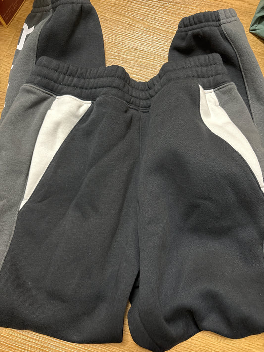 Nike Jogginghose, schwarz/grau/weiss, Größe Kinder M