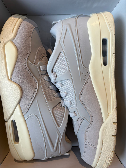 Nike Air Jordan 4 RM in grau, Größe wählbar