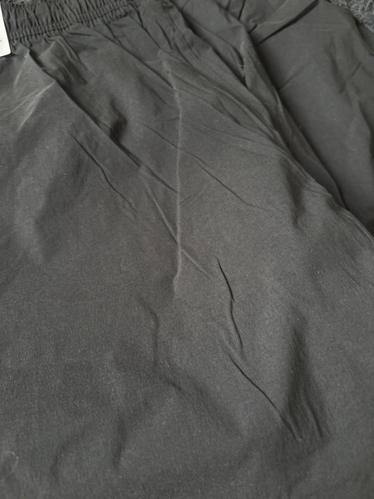 Nike Techhose in schwarz lang, Größe wählbar