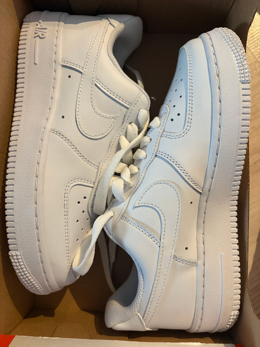 Nike Air Force 1 in weiss , Größe 35,5