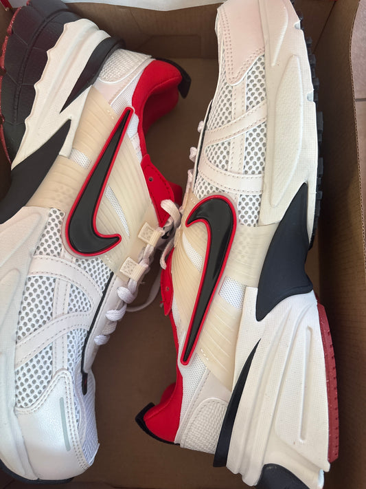 Nike V2K Run in Gr. 43