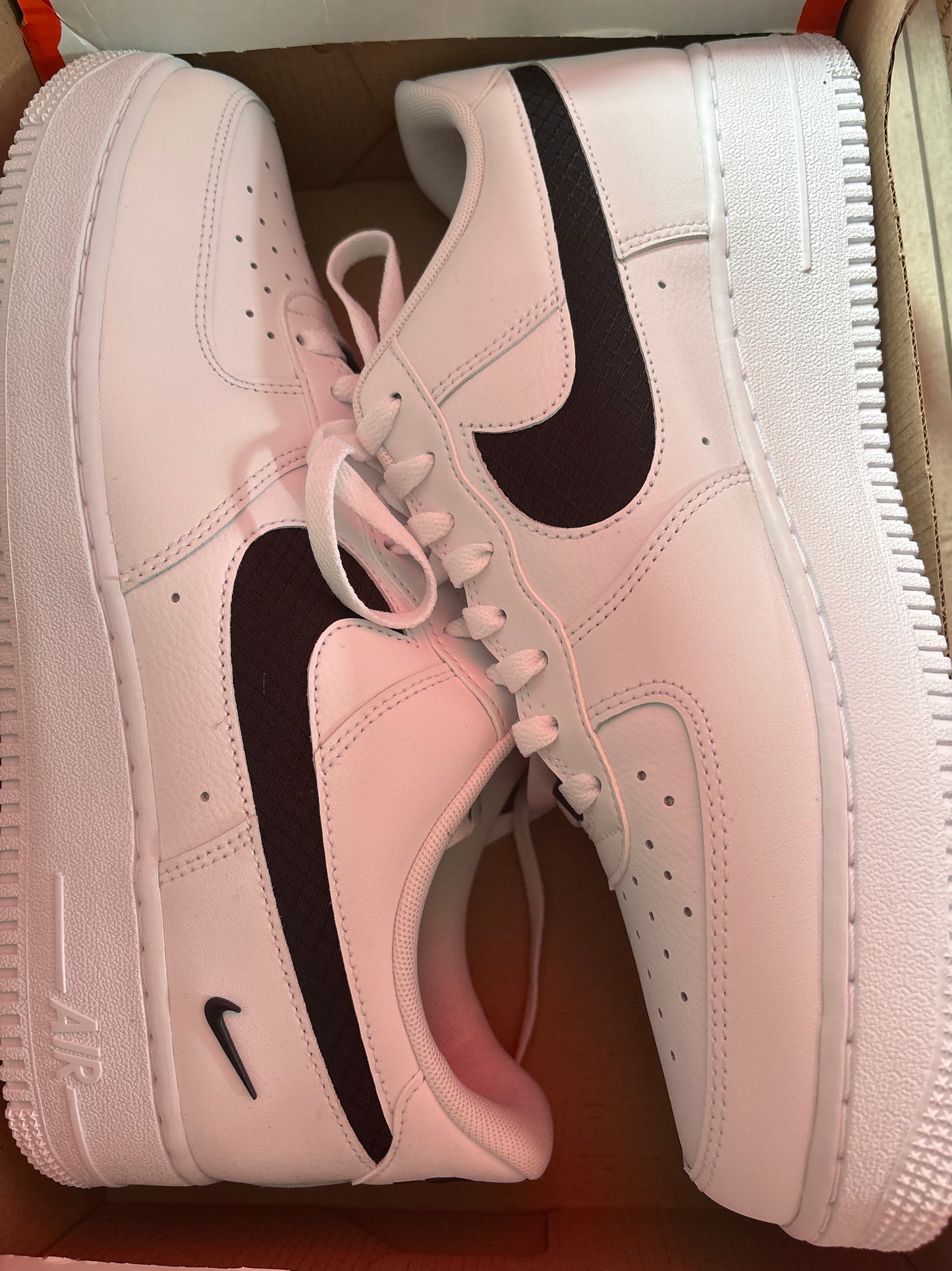 Nike Air Force 1 weiss/schwarz, Größe wählbar